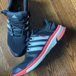 Adidas Boost Sneakers. Black/orange